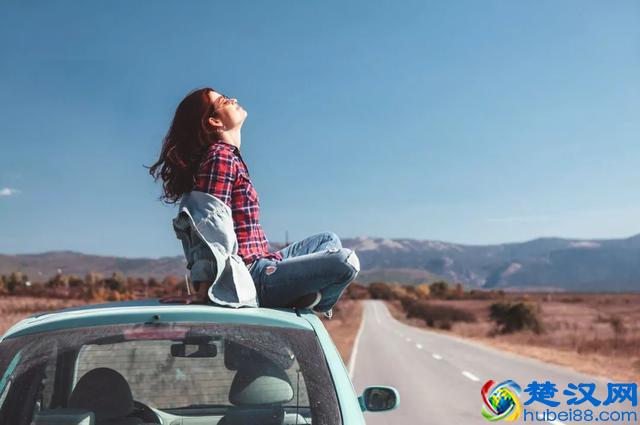 世界很大风景很美，再穷再忙，也要去旅行