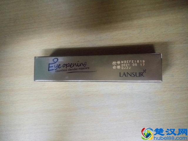 睫毛膏哪个牌子好？五款睫毛膏的优点和缺点比较