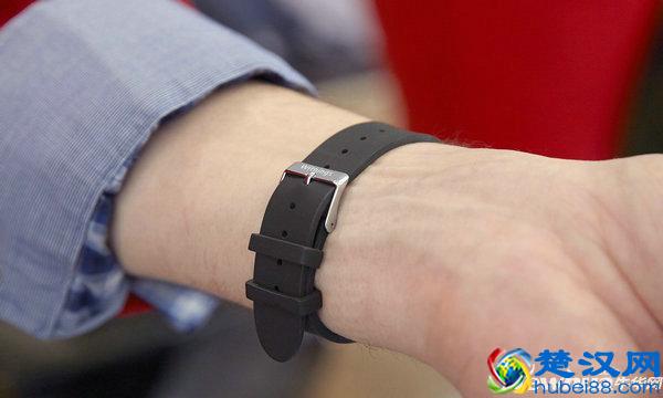 诺基亚Withings Steel HR评测：外形美实用性强的智能手表