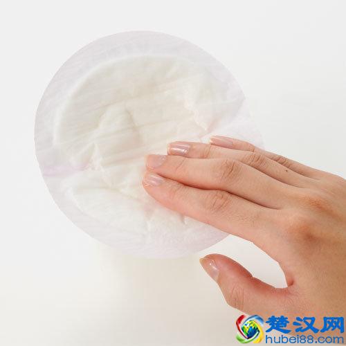 母乳妈妈必看：简单测评我用过的三款防溢乳垫