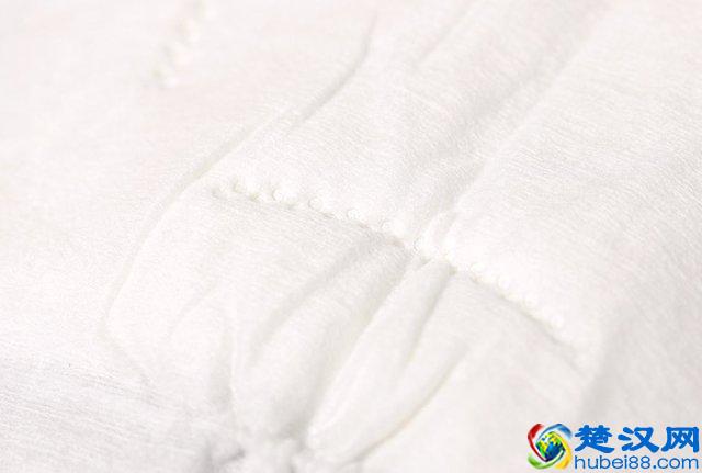 母乳妈妈必看：简单测评我用过的三款防溢乳垫