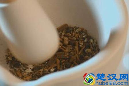 天然植物黑发染发剂的制作方法，快来试一试！