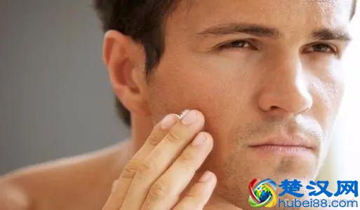 20款男士洁面乳口碑榜：给男朋友买哪款才能让他告别油腻？