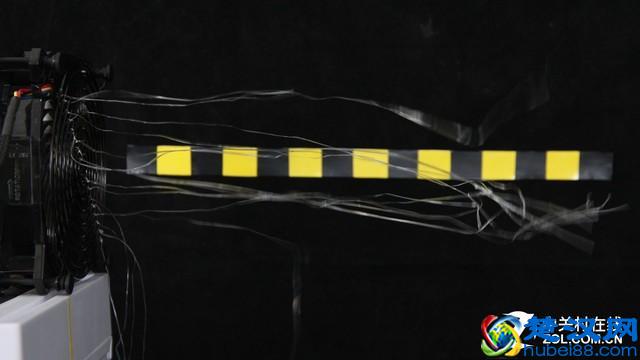 不差钱就拼性能 10款奢华机箱风扇横评