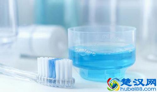 无糖口香糖、口气清新剂、漱口水，这些东西的坏处在哪儿？