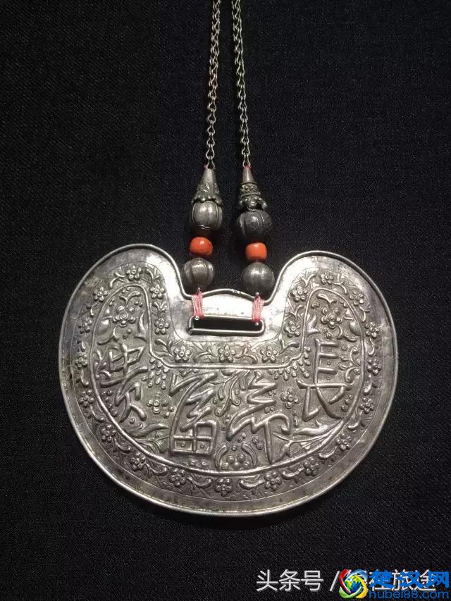 长 命 锁为何叫《长命锁》