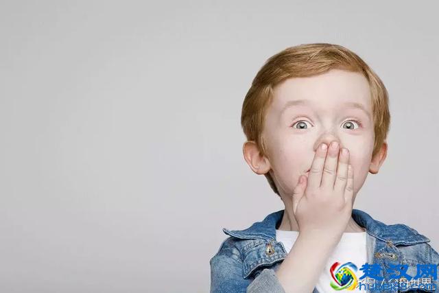 5、6岁的孩子还在尿床，家长别不当回事，看看是不是这个原因！