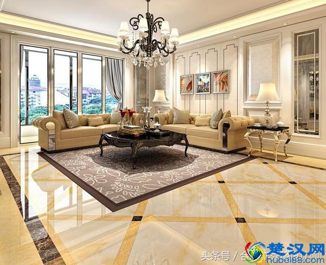 客厅该选抛光砖还是抛釉砖?我家当初不懂选,如今一看地面就闹心