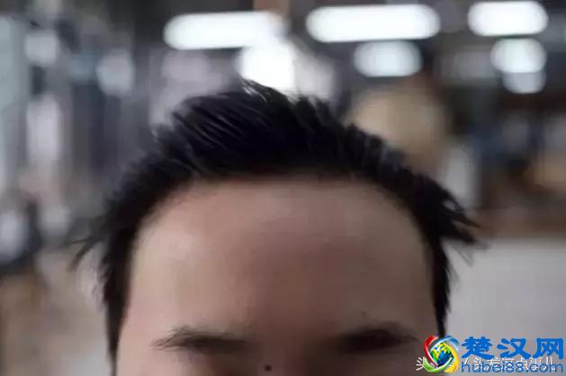 发际线高的男生,有什么发型可以拯救你的大额头?