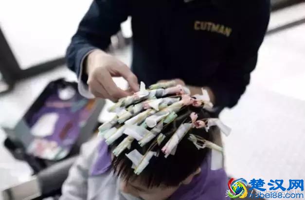 发际线高的男生,有什么发型可以拯救你的大额头?