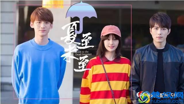 卫衣+衬衫的搭配到底有多好穿