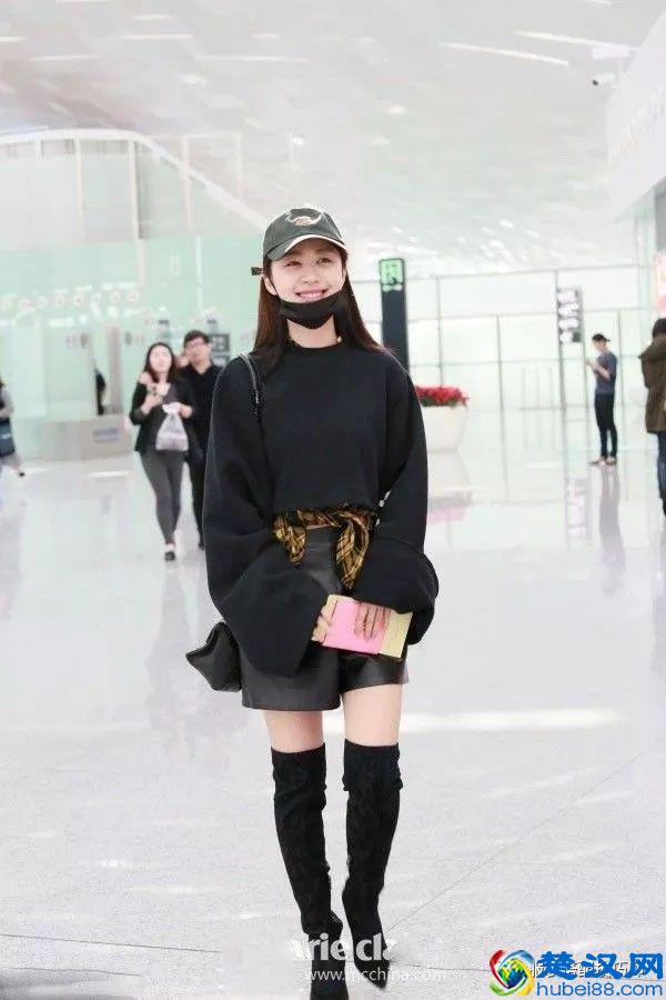 卫衣+衬衫的搭配到底有多好穿