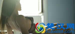 女人穿什么颜色的内衣最性感? 男人觉得性感的内衣颜色