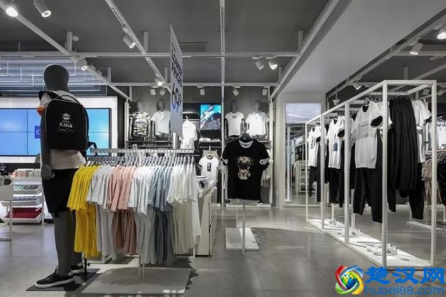 从29家组货店到年销售30亿!堪称国内第一快时尚男装