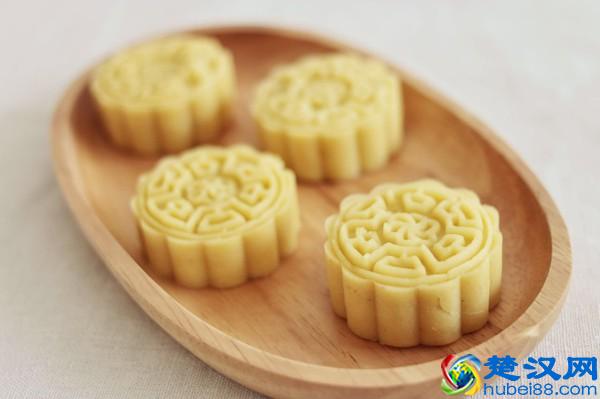 绿豆糕怎么做？可以又香又甜，掌握技术了可以开甜品店！