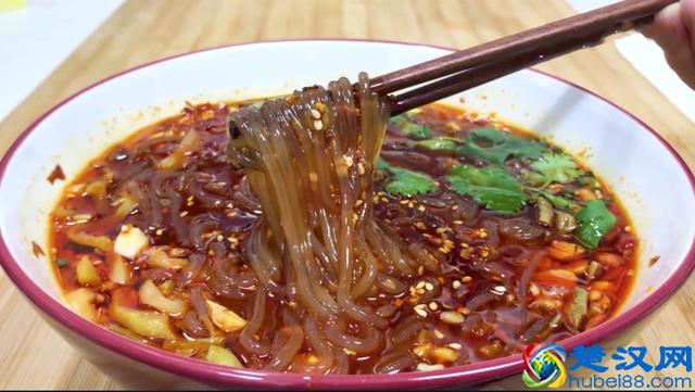粉条这样做超好吃，步骤简单做法详细，酸辣爽口，吃一次念念不忘