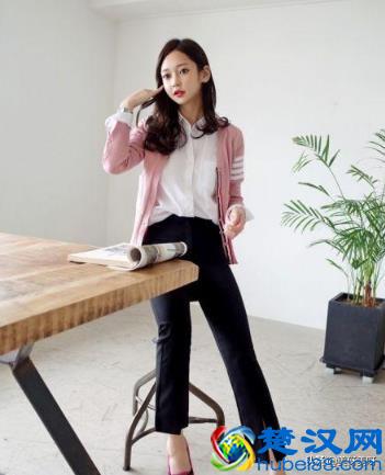 粉色衣服配什么颜色裤子和裙子，粉色怎么穿好看