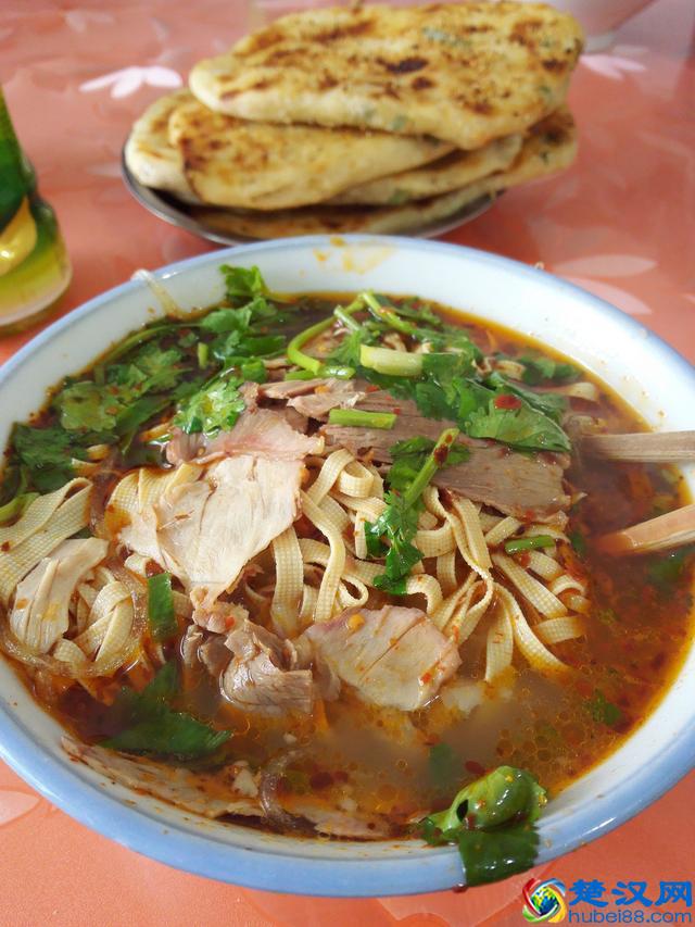 路过安徽，品尝当地名吃——淮南牛肉汤