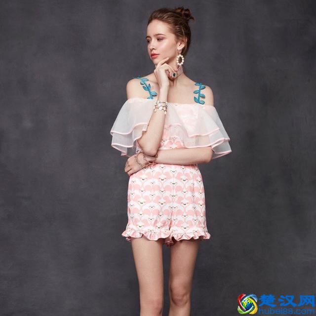 泰国人气女装品牌Lyn Around，戳中你的少女心