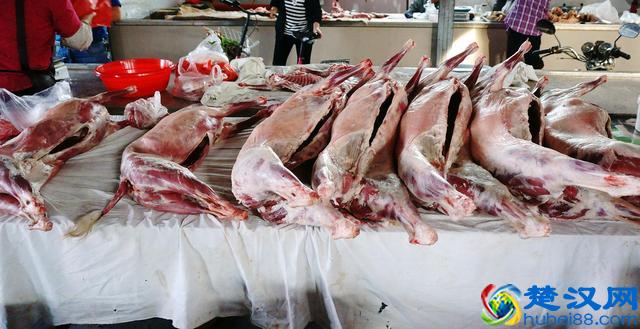 早市上这些美食卖火了,比农村大集都便宜