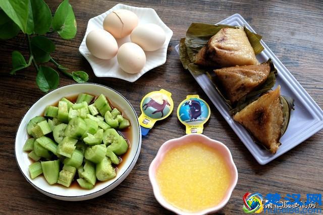 早餐每天自己做，想吃什么做什么，简单省事营养好，口味最适合