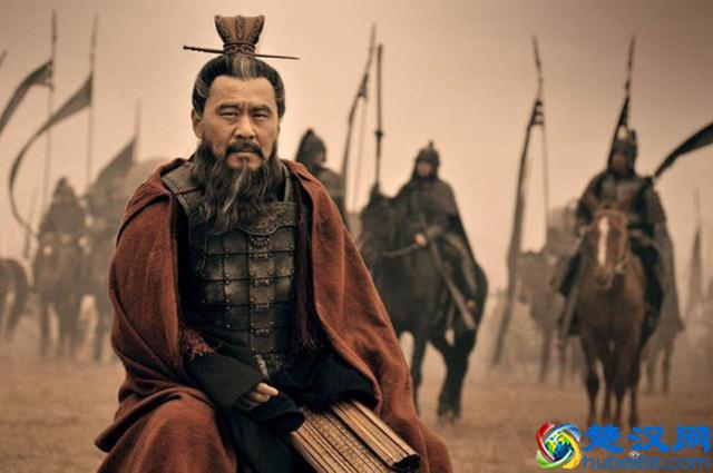 曹操的神童儿子曹冲,是正常死亡,还是被这两个人给暗害的