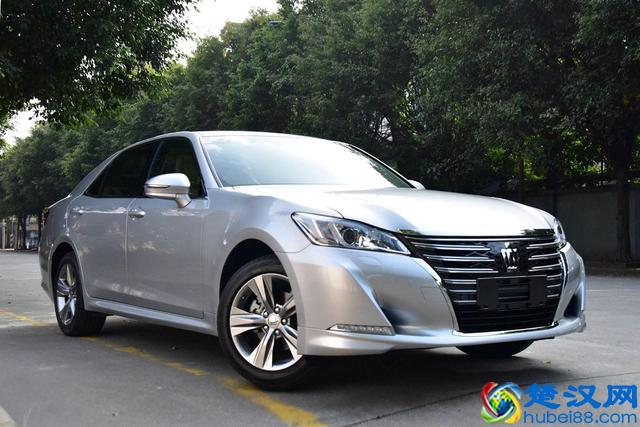 不懂车的买丰田，半懂车的买大众，真正懂车的都会选这三款车