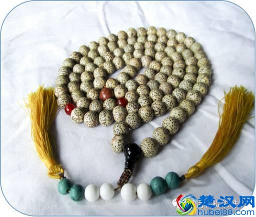 玩星月菩提子的人很多，但真正能盘出来漂亮的没几个！总结原因