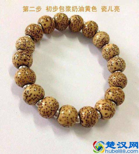 玩星月菩提子的人很多，但真正能盘出来漂亮的没几个！总结原因