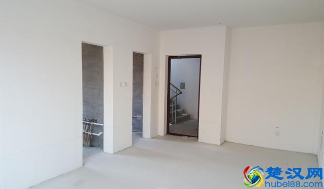 毛坯房最简易装修，怎么省钱，哪些需要花钱，这些你们注意了