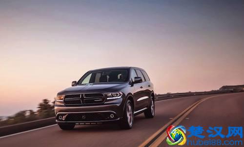 女大学生创业，开汽车租赁公司，月入20万