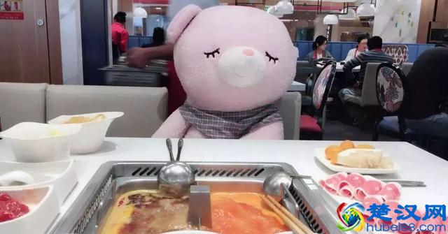 「尚朋堂美食篇」我在海底捞省了上百块!解锁吃火锅新花样!