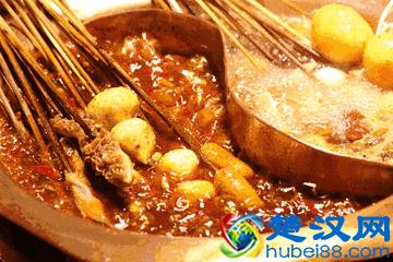 「尚朋堂美食篇」我在海底捞省了上百块!解锁吃火锅新花样!