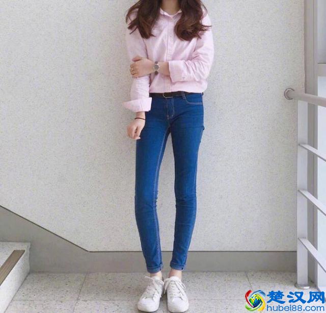 不是所有的个性服装都适合你,小清新造型才是夏天必备的!