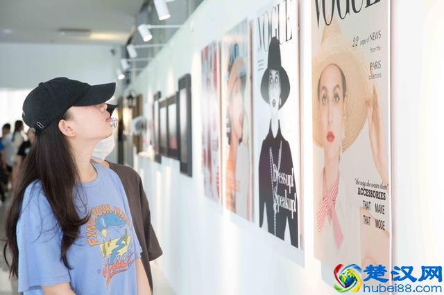 北京电影学院摄影学院 2019届商业摄影本科班毕业展开幕