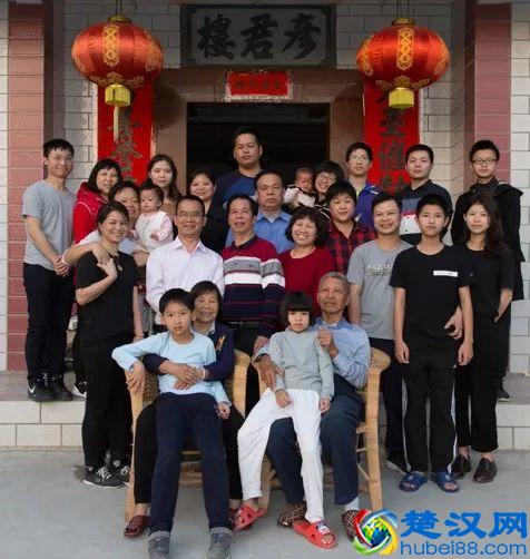 北京电影学院摄影学院 2019届商业摄影本科班毕业展开幕