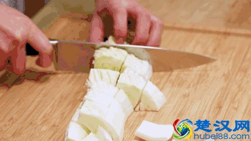 白菜科普 | 白菜这个部位千万别再扔了，对付感冒有"奇效"！还能美容养颜...