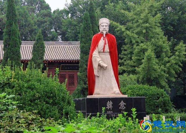 以韩愈、孟郊为代表的韩孟诗派，主要特点是“怪”，追求奇险新巧