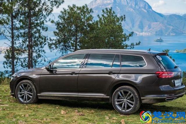 丽江自驾到泸沽湖，那段不比秋名山差的十八弯，可一定要小心！