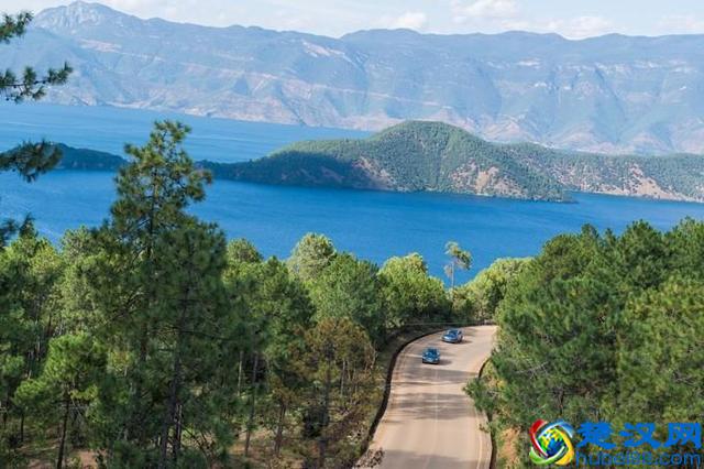 丽江自驾到泸沽湖，那段不比秋名山差的十八弯，可一定要小心！