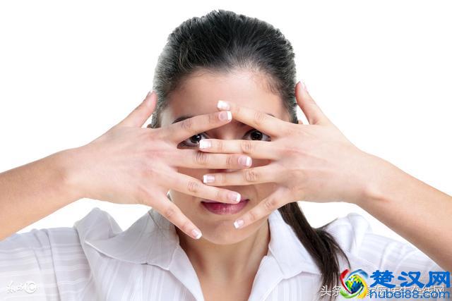 眼皮会一直跳，可能是身体有这3个大问题！别知道太晚了