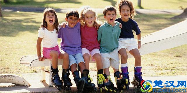 儿童轮滑鞋别瞎选，不然就是坑娃！这里有挑选法则