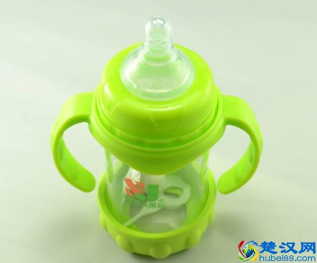 奶瓶材质PC、PP、PPSU、玻璃、玻璃、硅胶大PK，哪种最安全？