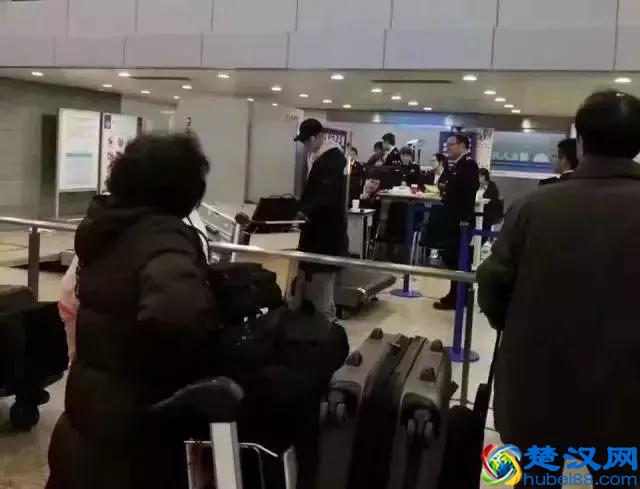 香港购物终极攻略，彩妆、护肤品最便宜最省钱的地方竟然藏在这！