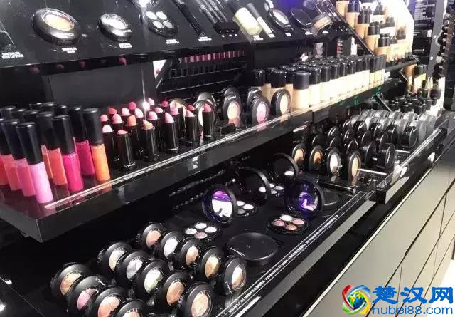 香港购物终极攻略，彩妆、护肤品最便宜最省钱的地方竟然藏在这！