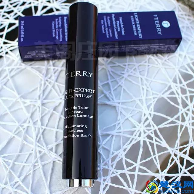 香港购物终极攻略，彩妆、护肤品最便宜最省钱的地方竟然藏在这！