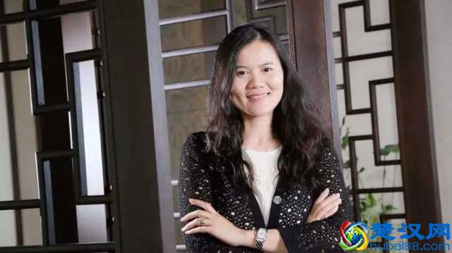她是阿里巴巴背后的女人彭蕾，认为胸无大志是自己的长处