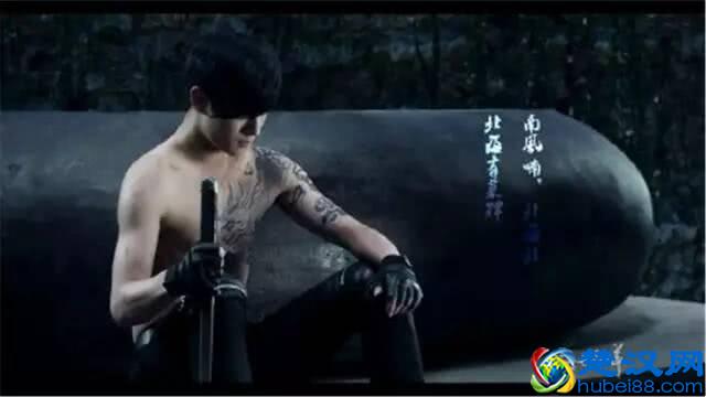 等了10年结局，《盗墓笔记》官方终于发声了，小哥身世大曝光！