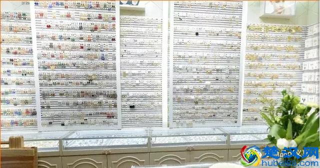 如何在义乌市场采购饰品