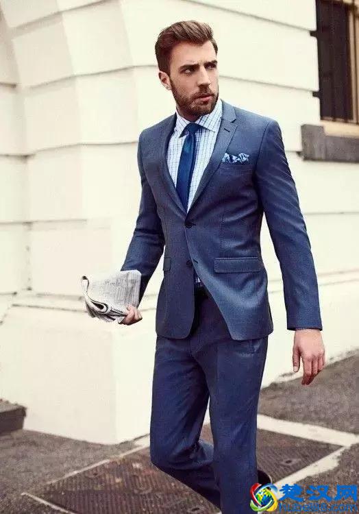 西服中，这个颜色的性价比最高（推荐色）